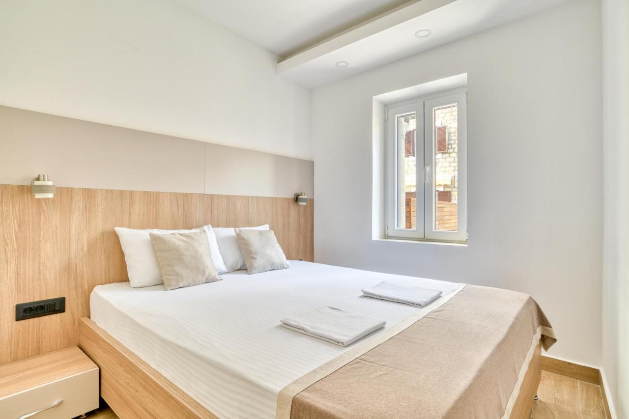Symphony Apartments Street View Petrovac Екстер'єр фото